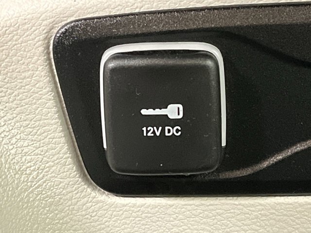 Used 2024 Chrysler Pacifica - photo 27
