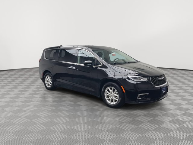 Used 2024 Chrysler Pacifica - photo 32