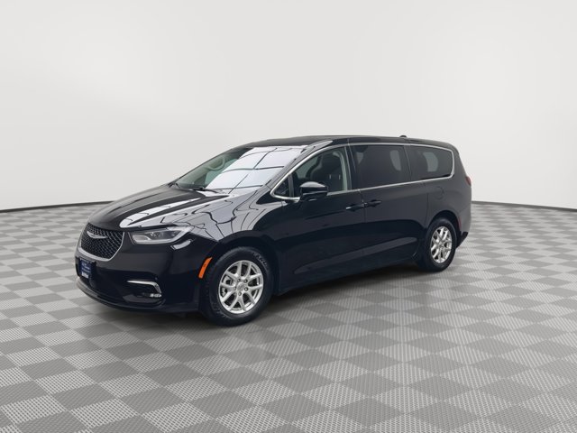 Used 2024 Chrysler Pacifica - photo 34