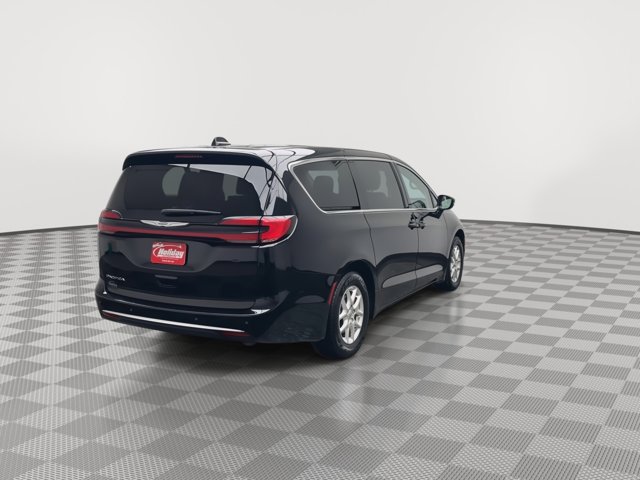 Used 2024 Chrysler Pacifica - photo 37