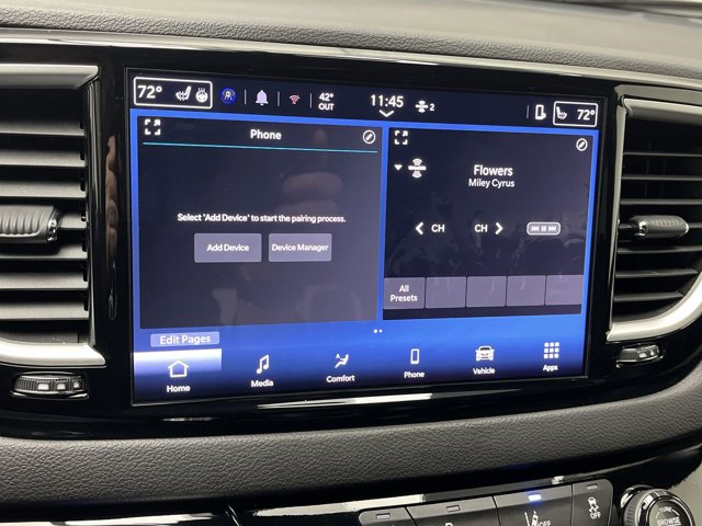Used 2025 Chrysler Pacifica - photo 21