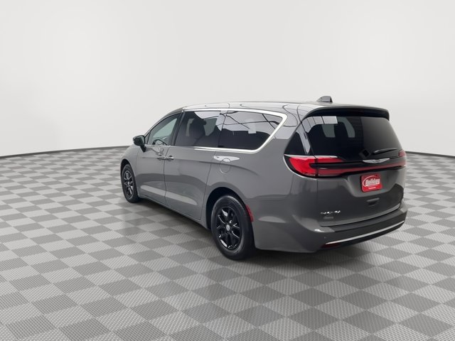 Used 2025 Chrysler Pacifica - photo 39