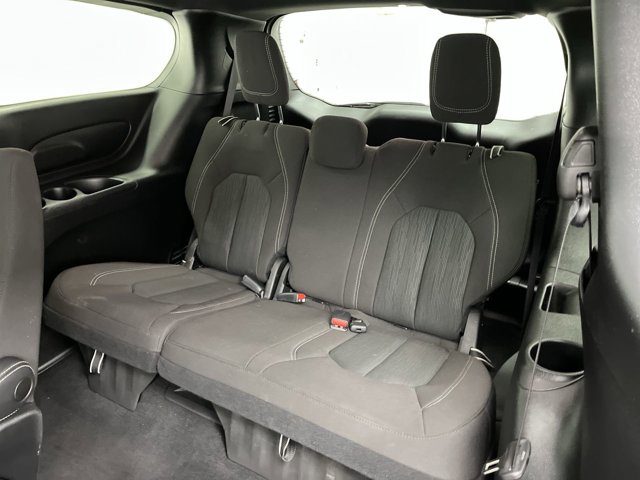 Used 2022 Chrysler Pacifica - photo 10