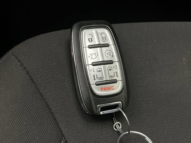 Used 2022 Chrysler Pacifica - photo 23