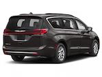 Used 2022 Chrysler Pacifica Touring Minivan for sale #T8611 - photo 2