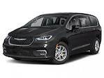 Used 2025 Chrysler Pacifica Select Minivan for sale #T8617 - photo 1