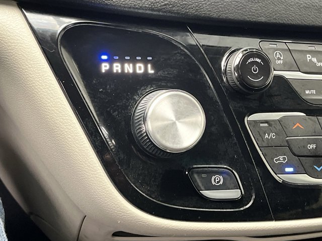 Used 2023 Chrysler Pacifica - photo 22