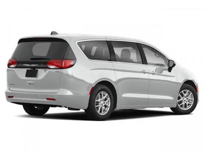 Used 2024 Chrysler Voyager - photo 1