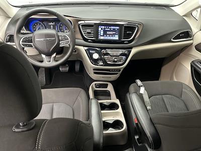 Used 2024 Chrysler Voyager - photo 1