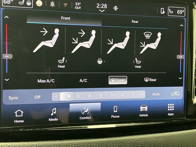 Used 2025 Chrysler Pacifica - photo 27