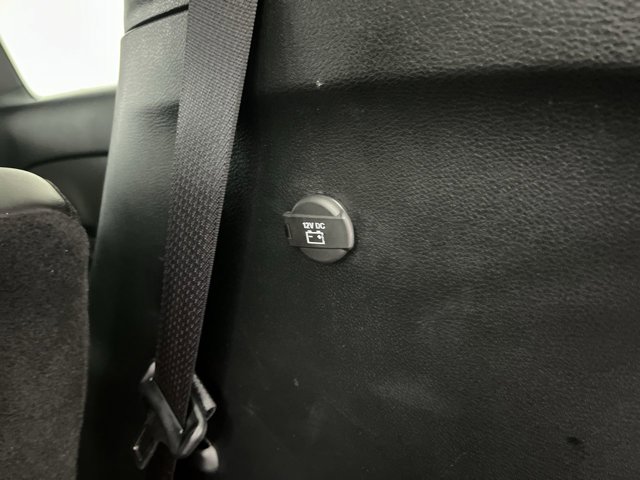 Used 2025 Chrysler Pacifica - photo 28