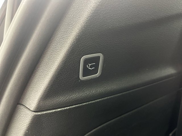 Used 2025 Chrysler Pacifica - photo 29