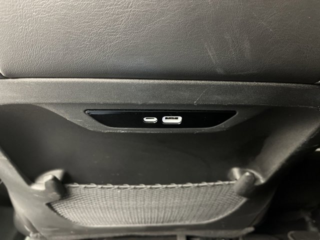 Used 2025 Chrysler Pacifica - photo 14