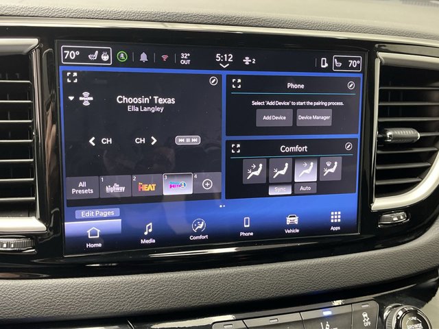 Used 2025 Chrysler Pacifica - photo 21