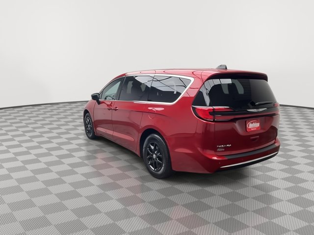 Used 2025 Chrysler Pacifica - photo 39