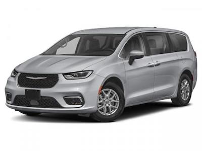 Used 2024 Chrysler Pacifica - photo 1