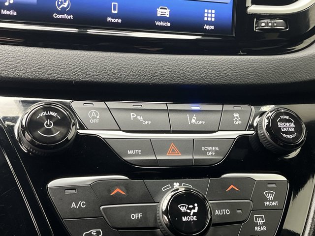 Used 2025 Chrysler Pacifica - photo 15