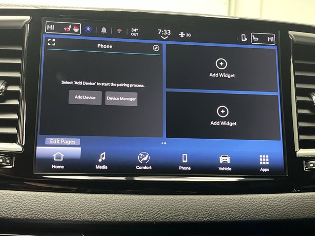 Used 2025 Chrysler Pacifica - photo 16
