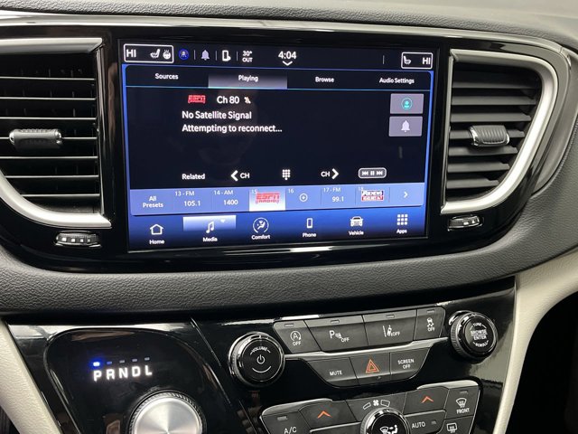 Used 2024 Chrysler Pacifica - photo 16