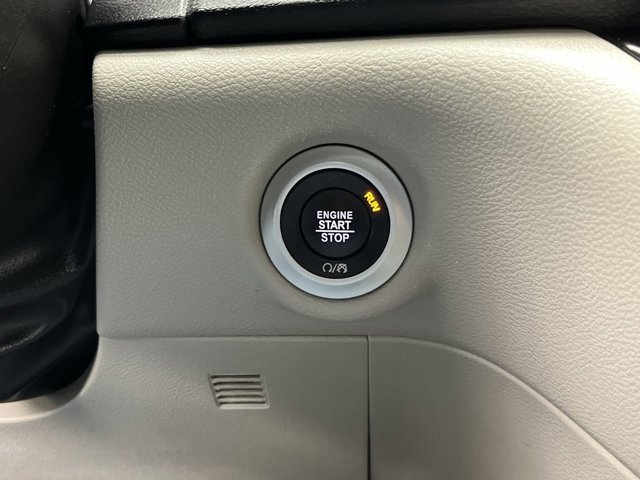 Used 2024 Chrysler Pacifica - photo 19