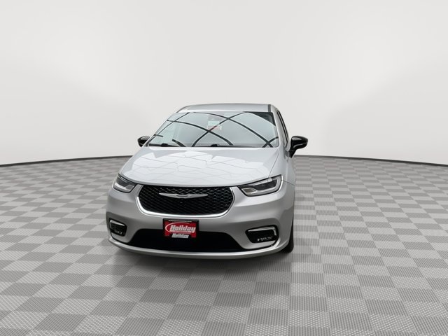 Used 2024 Chrysler Pacifica - photo 32