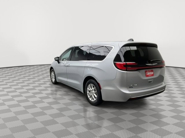 Used 2024 Chrysler Pacifica - photo 35