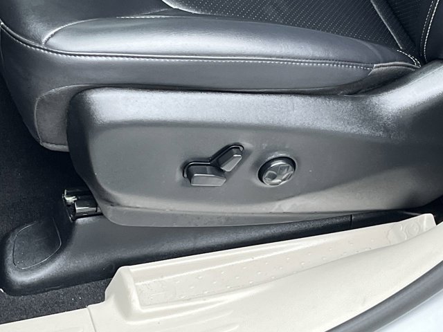 Used 2024 Chrysler Pacifica - photo 8