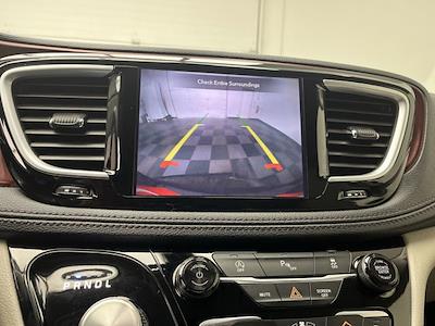 Used 2020 Chrysler Pacifica - photo 1