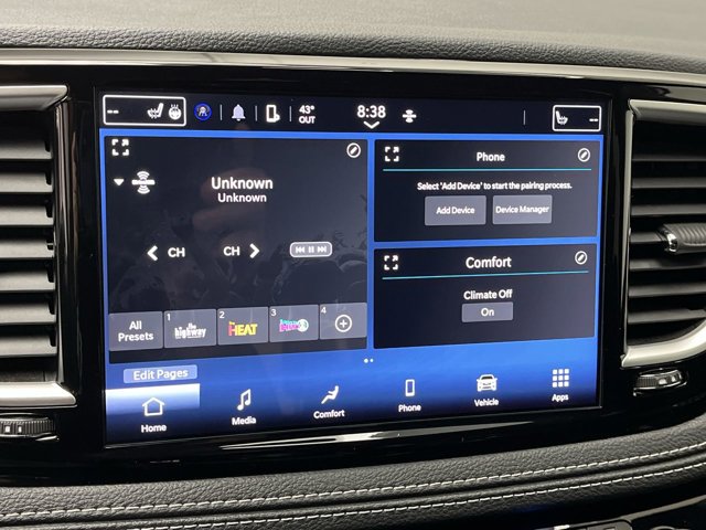 Used 2023 Chrysler Pacifica - photo 16