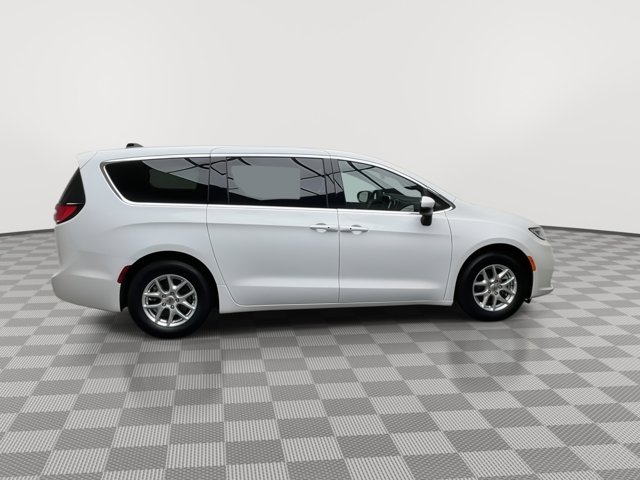 Used 2023 Chrysler Pacifica - photo 36