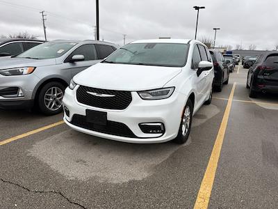 Used 2023 Chrysler Pacifica - photo 1