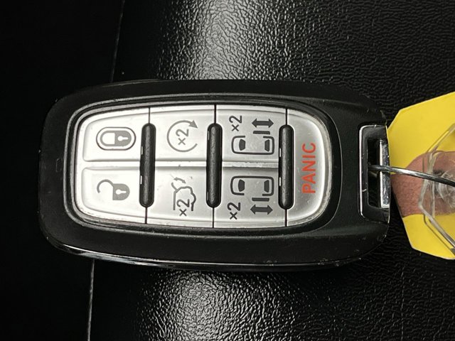 Used 2024 Chrysler Pacifica - photo 22