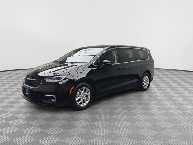 Used 2024 Chrysler Pacifica - photo 30