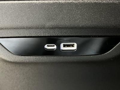 Used 2024 Chrysler Pacifica - photo 1