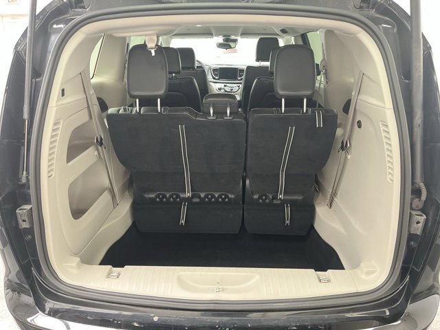 Used 2024 Chrysler Pacifica - photo 25