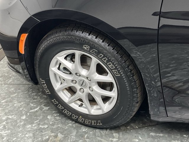Used 2024 Chrysler Pacifica - photo 28