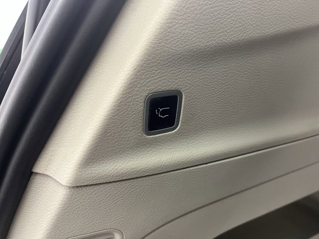 Used 2024 Chrysler Pacifica - photo 26