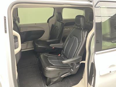 Used 2024 Chrysler Pacifica - photo 1