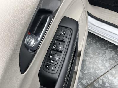 Used 2024 Chrysler Pacifica - photo 1