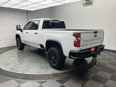 Used 2024 Chevrolet Silverado 2500 - photo 1