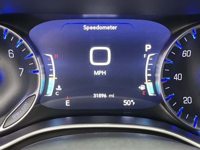Used 2025 Chrysler Pacifica - photo 15