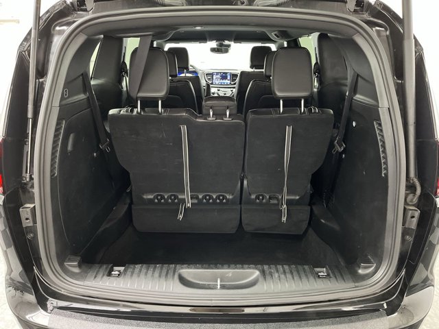 Used 2025 Chrysler Pacifica - photo 28