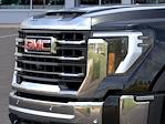New 2025 GMC Sierra 2500 SLT Crew Cab 4WD Pickup for sale #25G829 - photo 16