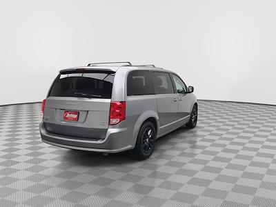 Used 2019 Dodge Grand Caravan SXT Minivan for sale #25G942B - photo 2