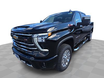 New 2025 Chevrolet Silverado 2500 LT Crew Cab 4WD Pickup for sale #E13780 - photo 1