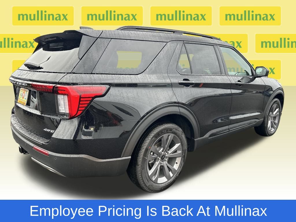 New 2026 Ford Explorer - photo 2