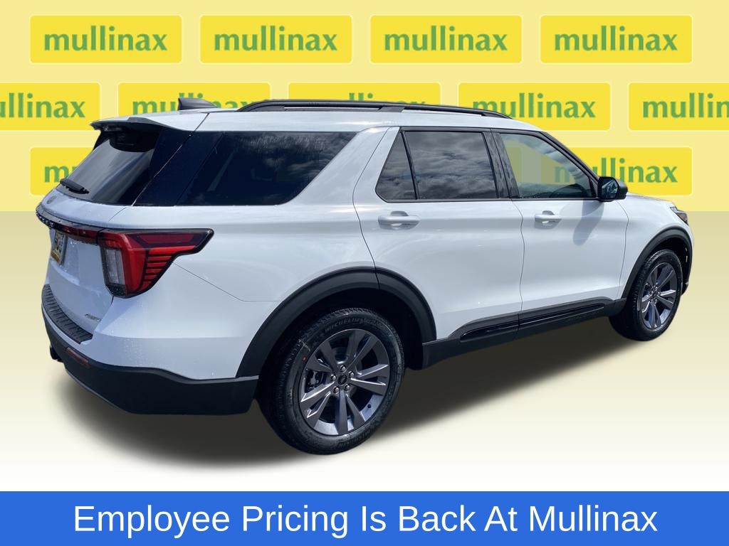 New 2026 Ford Explorer - photo 2