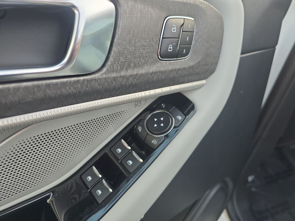 New 2026 Ford Explorer - photo 13