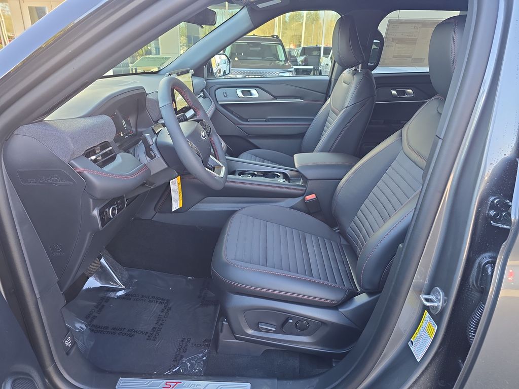 New 2026 Ford Explorer - photo 14