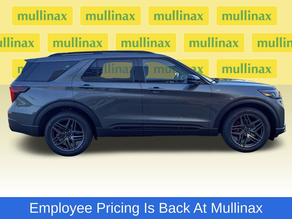 New 2026 Ford Explorer - photo 2